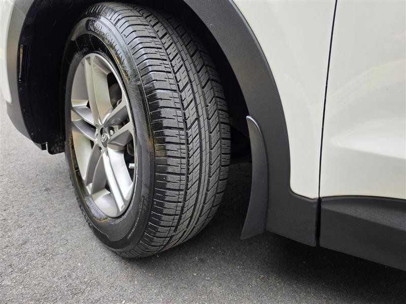 Used 2018 Hyundai Santa Fe Sport w/ 2.4L Tech Package 04 AWD/4WD image 58
