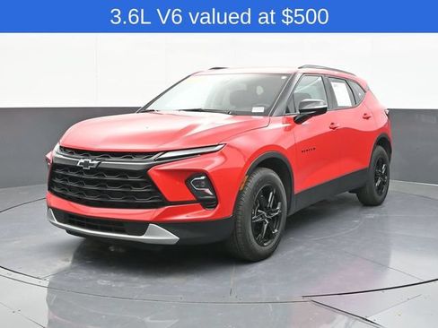 Used 2024 Chevrolet Blazer LT w/ Midnight/Sport Edition FWD image 3
