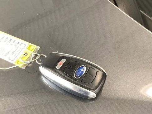Used 2018 Subaru Outback 2.5i Limited AWD/4WD image 27