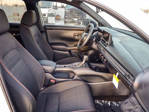 Used 2024 Honda HR-V Sport image 20