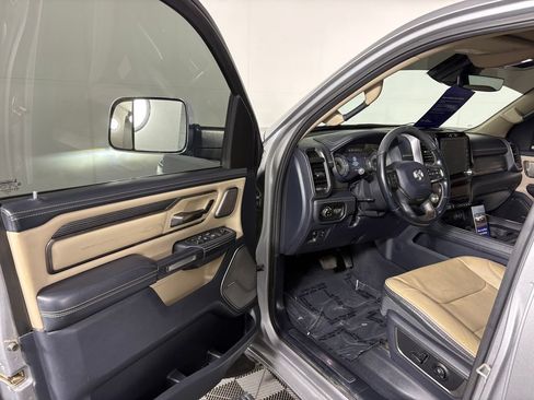 Used 2019 RAM 1500 Limited AWD/4WD image 11