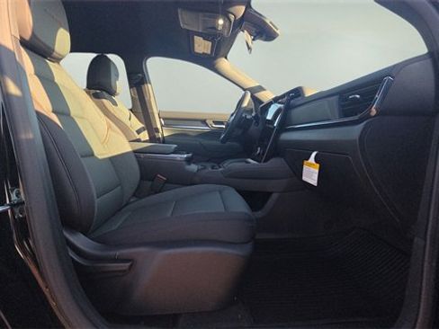 New 2026 GMC Terrain AT4 w/ LPO, Floor Liner Package image 13