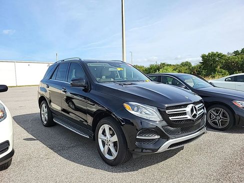 Used 2018 Mercedes-Benz GLE 350 4MATIC image 2