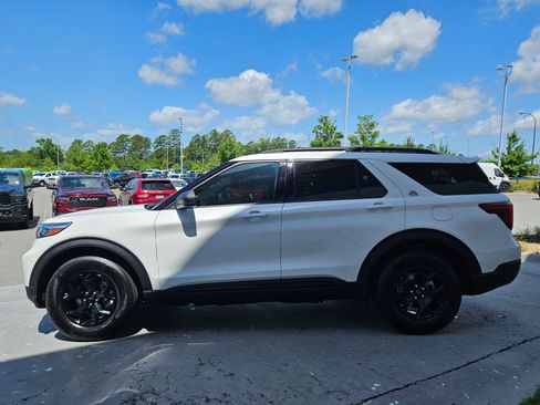 Used 2023 Ford Explorer Timberline AWD/4WD image 4
