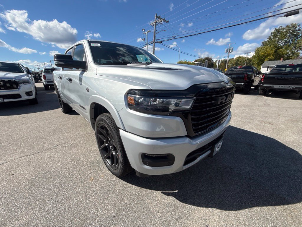 New 2027 RAM 1500 Laramie w/ Night Edition AWD/4WD image 7