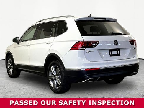 Used 2020 Volkswagen Tiguan SEL AWD/4WD image 4