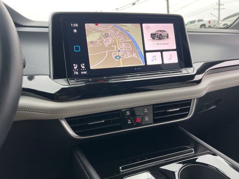 Used 2025 Volkswagen Atlas Cross Sport SEL Premium R-Line image 21