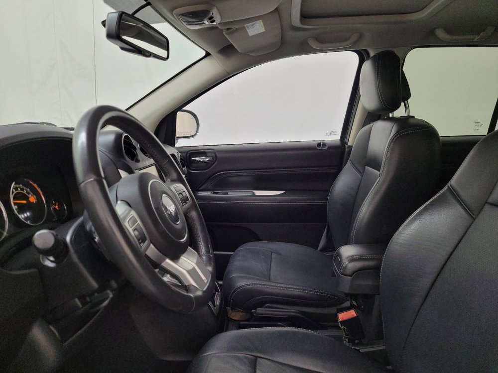 Used 2015 Jeep Compass High Altitude AWD/4WD image 17