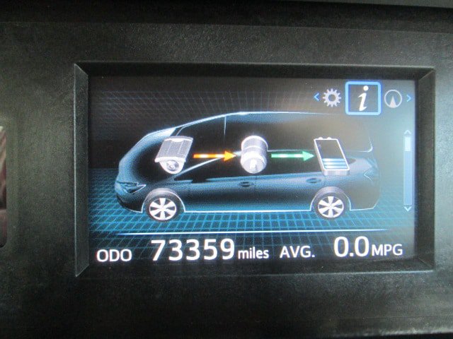 Used 2017 Toyota Prius V Four FWD image 21