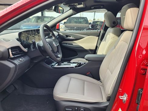 New 2026 Buick Envista Avenir image 15