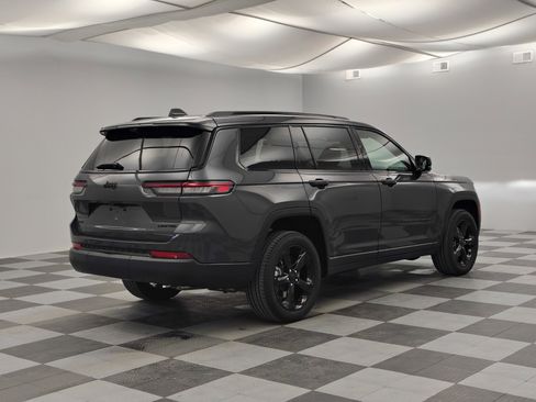 New 2025 Jeep Grand Cherokee L Limited w/ Luxury Tech Group II image 12