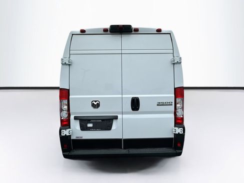 New 2026 RAM ProMaster 3500 w/ Quick Order Package 22G SLT image 9