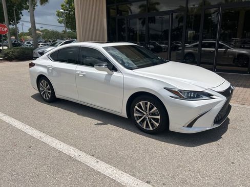 Used 2021 Lexus ES 350 w/ Premium Package FWD image 1