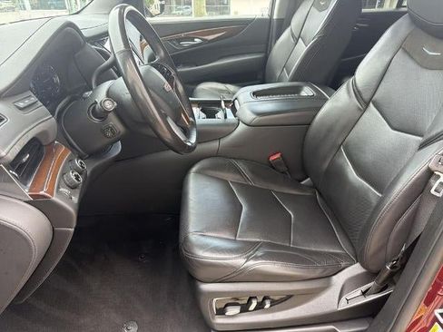 Used 2020 Cadillac Escalade Premium Luxury AWD/4WD image 9