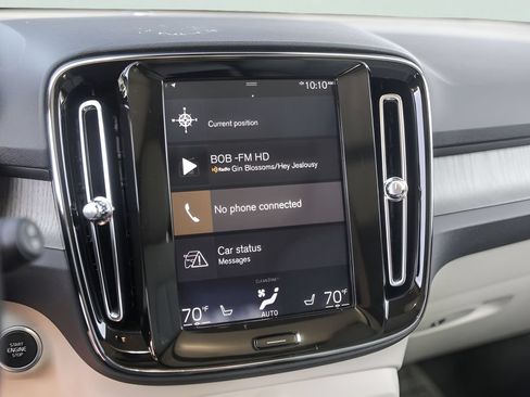 Used 2020 Volvo XC40 T5 Inscription w/ Protection Package Premier AWD/4WD image 18