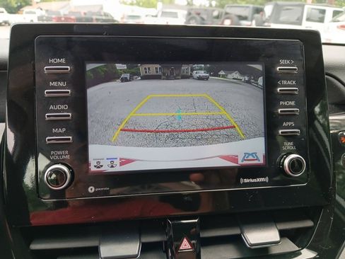 Used 2024 Toyota Camry LE w/ Convenience Package FWD image 21