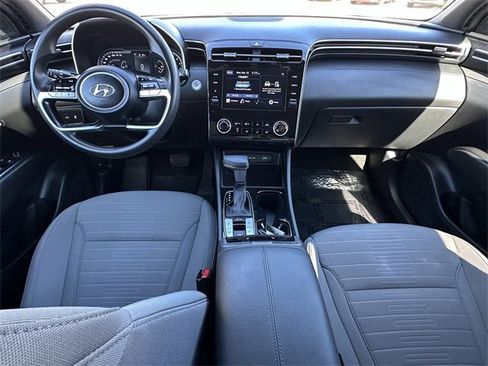 Used 2022 Hyundai Santa Cruz SEL image 9