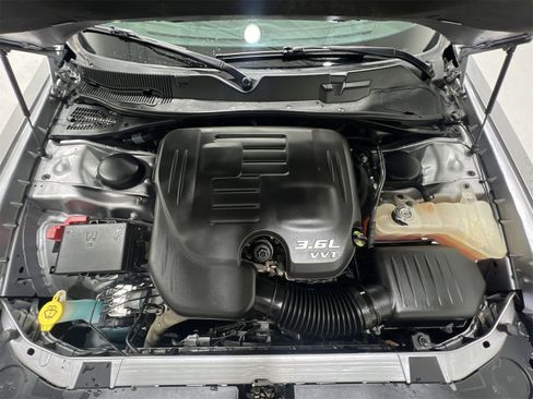 Used 2017 Dodge Challenger SXT w/ Blacktop Package image 24