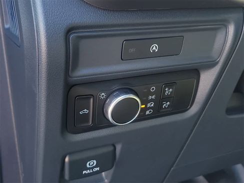 Used 2025 Ford F150 XL image 15