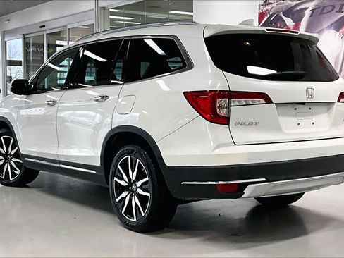 Used 2019 Honda Pilot Elite image 4