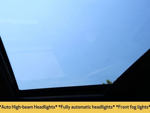 Used 2025 Subaru Forester Limited w/ Popular Package image 11