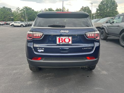Used 2018 Jeep Compass Limited w/ Navigation Group AWD/4WD image 5