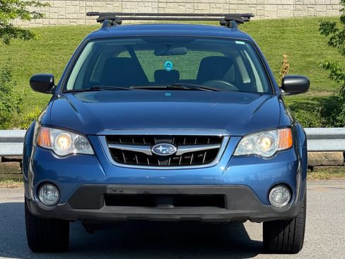 Used 2008 Subaru Outback 2.5i L.L. Bean AWD/4WD image 3