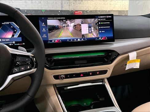 Used 2025 BMW 330i Sedan w/ Premium Package image 8