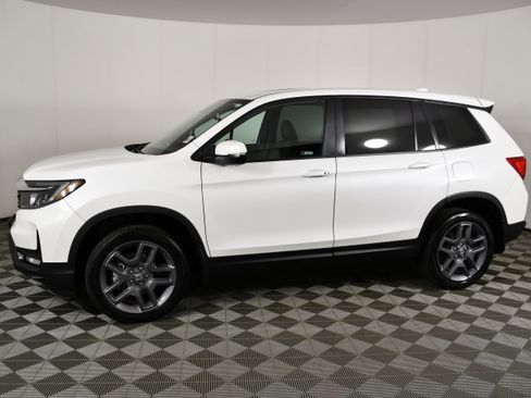 Certified 2023 Honda Passport EX-L image 9