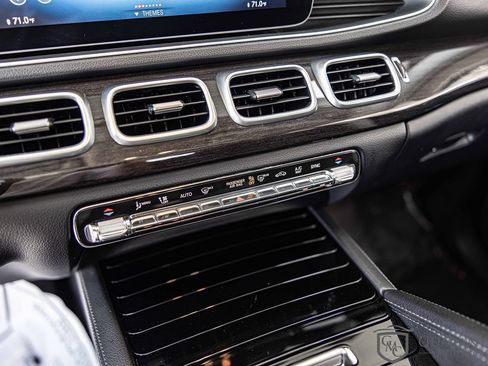 Used 2020 Mercedes-Benz GLE 350 4MATIC image 30