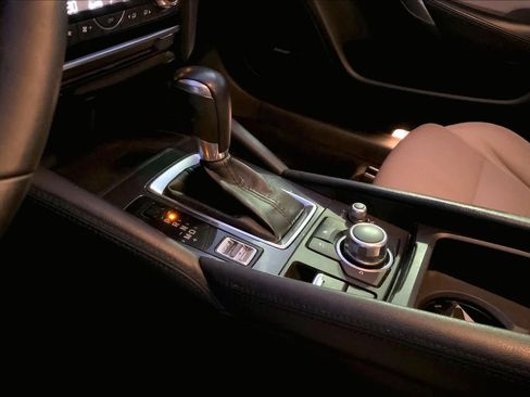 Used 2017 MAZDA MAZDA6 Touring image 16