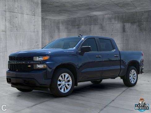 Used 2022 Chevrolet Silverado 1500 Custom RWD image 2