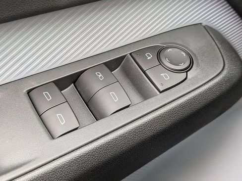 New 2027 Chevrolet Bolt LT FWD image 19