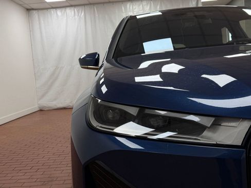 Certified 2023 BMW iX xDrive50 w/ Premium Package image 10