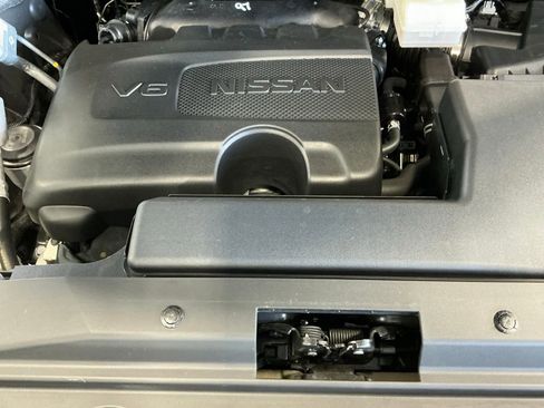 Used 2024 Nissan Pathfinder Platinum AWD/4WD image 44