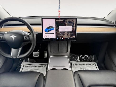 Used 2021 Tesla Model Y Performance image 17