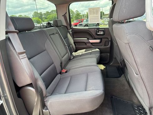 Used 2018 Chevrolet Silverado 1500 LT w/ LT Eassist Package image 18