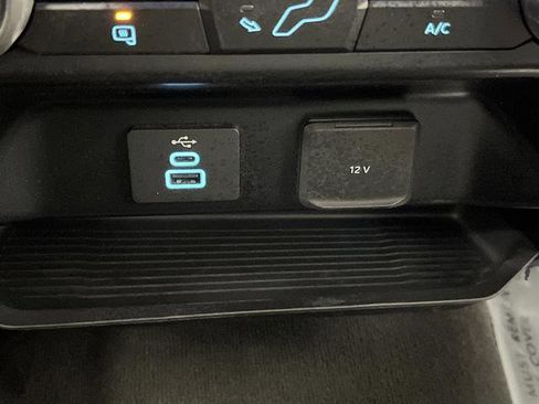 Used 2024 Ford F250 XLT image 21