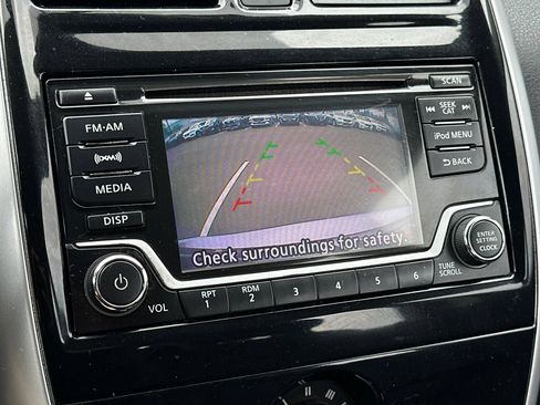 Used 2018 Nissan Versa Note SV FWD image 24
