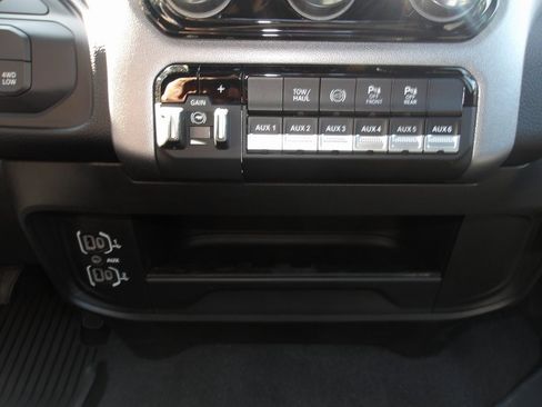 New 2025 RAM 3500 Big Horn image 15