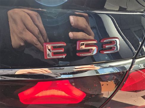Certified 2025 Mercedes-Benz E 53 AMG e 4MATIC Sedan image 40
