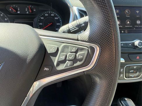 Used 2020 Chevrolet Equinox LS FWD image 26