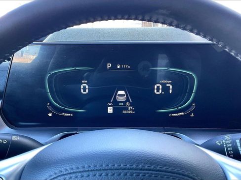 Used 2023 Kia Telluride S image 20