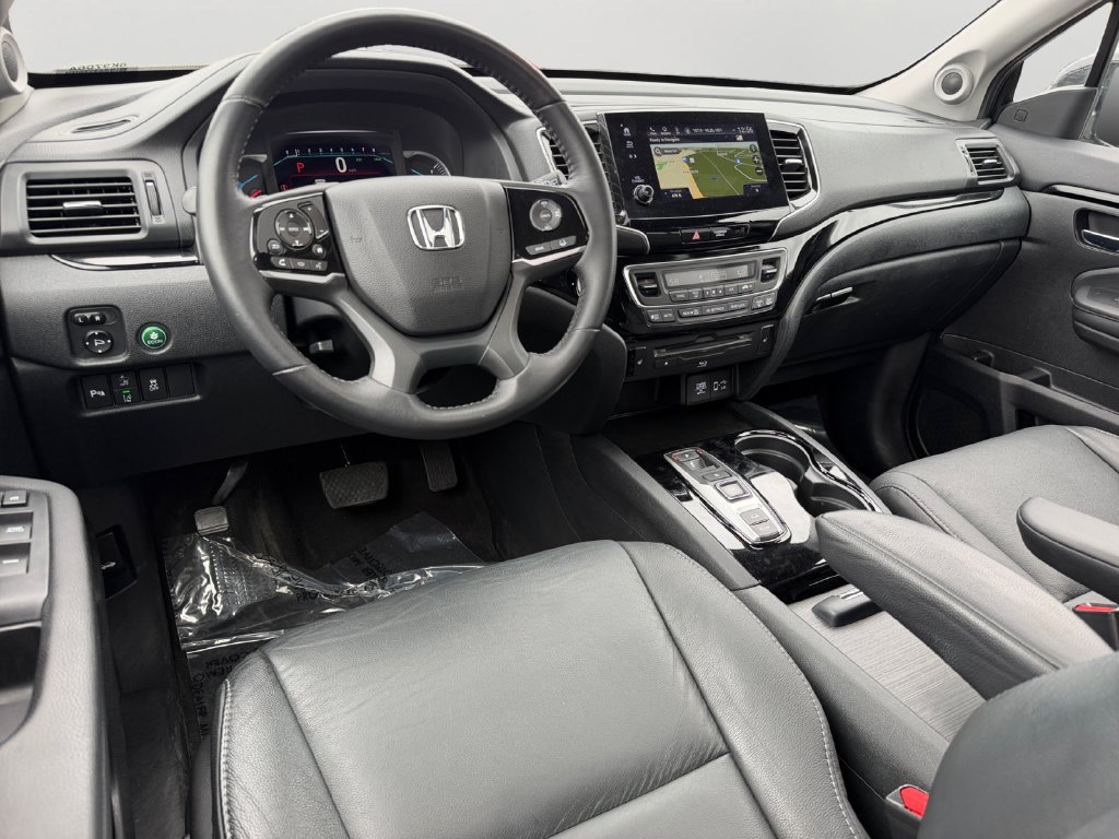 Used 2021 Honda Pilot Touring image 13