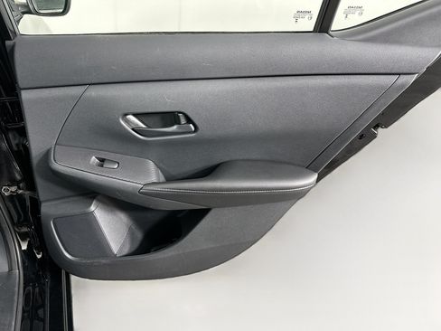 Used 2024 Nissan Sentra SV FWD image 28