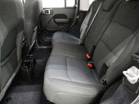 Certified 2022 Jeep Wrangler Unlimited Sport image 15