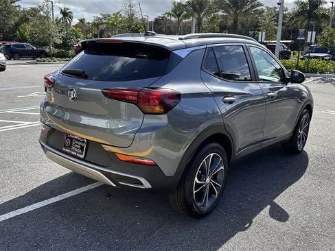 Used 2022 Buick Encore GX Select image 4