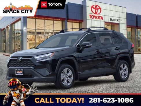 Certified 2024 Toyota RAV4 XLE AWD/4WD image 1