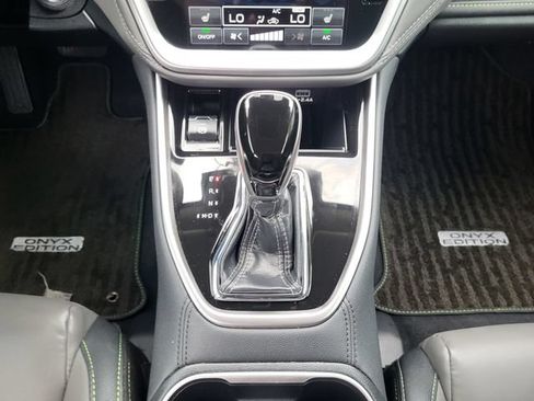 Used 2025 Subaru Outback Onyx Edition AWD/4WD image 20