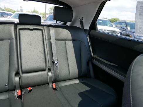 Certified 2024 Hyundai Ioniq 5 Limited AWD/4WD image 14